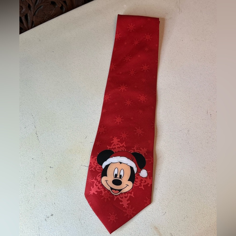 Vintage Men's  Mickey Mouse  Neck Tie  Men's Red Tie.